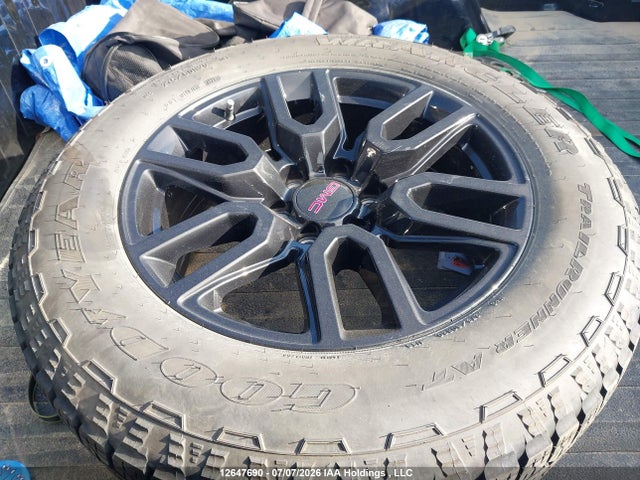 12647690 :رقم المزاد ، 1GTPUAEK6RZ275867 vin ، 2024 Gmc Sierra K1500 مزاد بيع