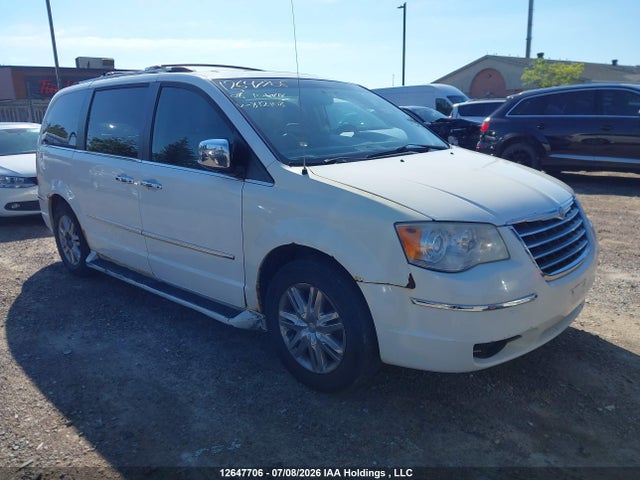 2008 Chrysler Town & Country მანქანა იყიდება აუქციონზე, vin: 2A8HR64X68R812108, აუქციონის ნომერი: 12647706