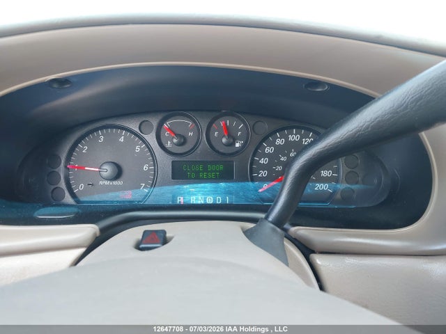 2005 Ford Taurus Se მანქანა იყიდება აუქციონზე, vin: 1FAFP53U85A308560, აუქციონის ნომერი: 12647708
