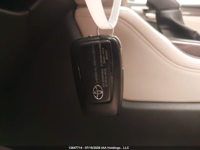 Aukcja sprzedaży 2023 Toyota Highlander, vin: 5TDEBRCH8PS108556, numer aukcji: 12647714