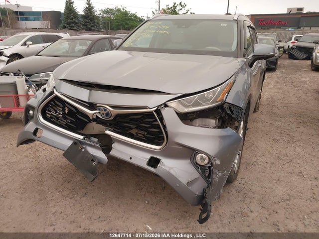 Aukcja sprzedaży 2023 Toyota Highlander, vin: 5TDEBRCH8PS108556, numer aukcji: 12647714