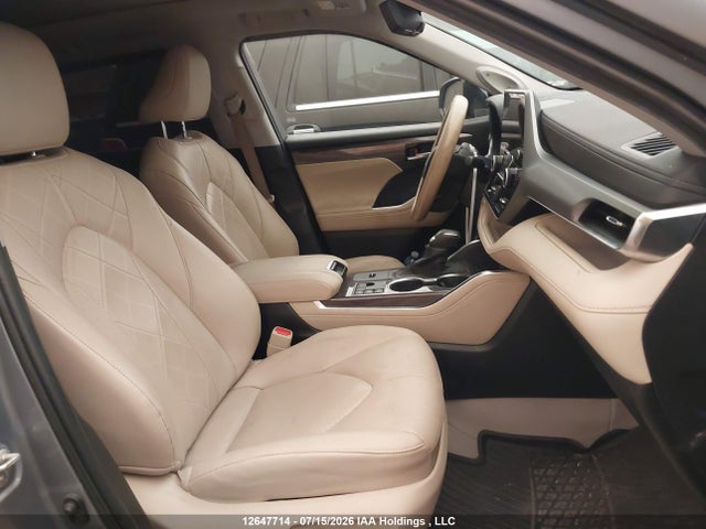 Aukcja sprzedaży 2023 Toyota Highlander, vin: 5TDEBRCH8PS108556, numer aukcji: 12647714