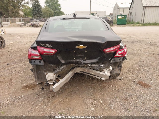 Chevrolet Malibu 2019 1G1ZD5ST5KF163705 Image 16