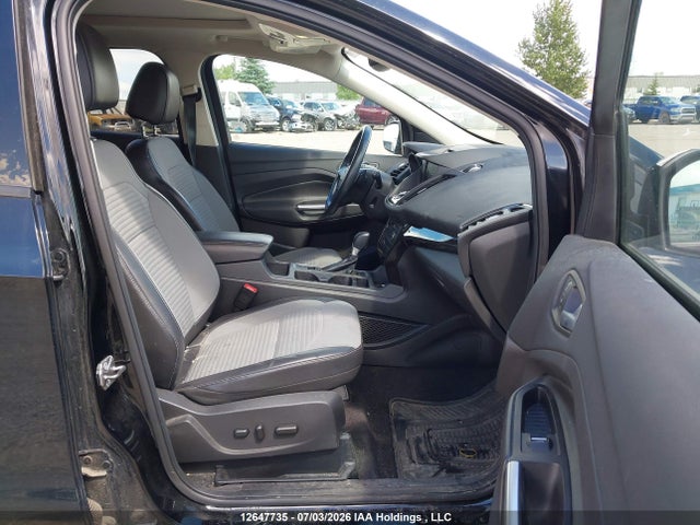 12647735 :رقم المزاد ، 1FMCU9J99HUD31694 vin ، 2017 Ford Escape Titanium مزاد بيع