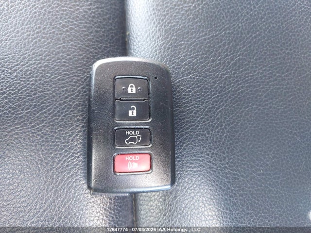 2T3DFREV5EW201002 Toyota Rav4 Limited