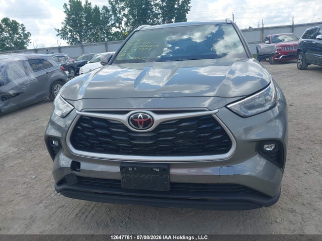 Продаж на аукціоні авто 2026 Toyota Highlander Hybrid Hybrid, vin: 5TDKBRCH3TS697092, номер лоту: 12647781