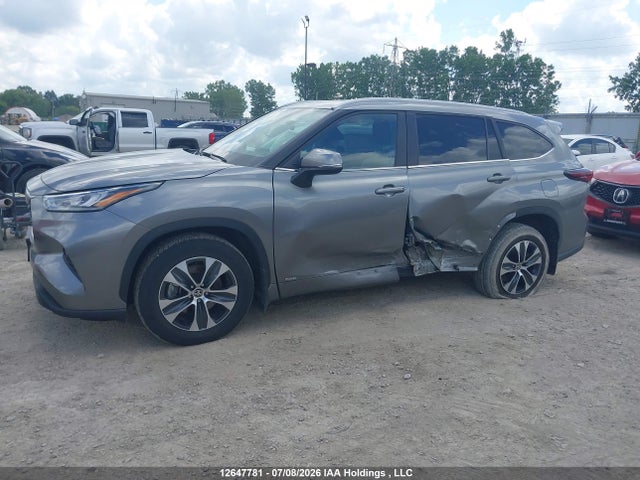 Продаж на аукціоні авто 2026 Toyota Highlander Hybrid Hybrid, vin: 5TDKBRCH3TS697092, номер лоту: 12647781