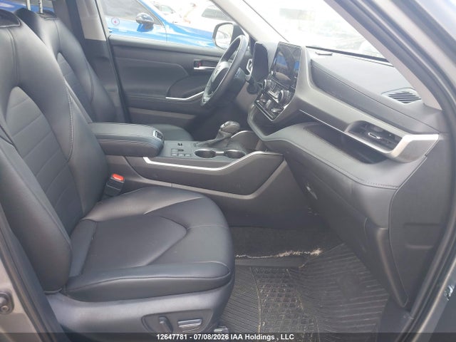 Продаж на аукціоні авто 2026 Toyota Highlander Hybrid Hybrid, vin: 5TDKBRCH3TS697092, номер лоту: 12647781