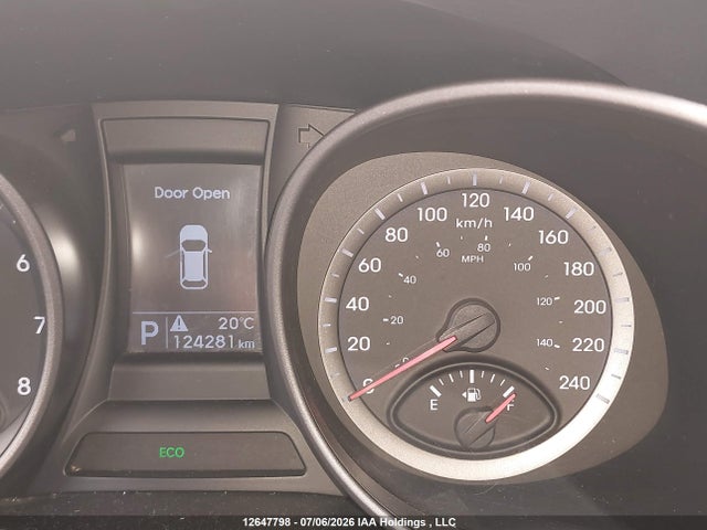 Продажа на аукционе авто 2016 Hyundai Santa Fe Se/limited, vin: KM8SNDHF3GU159376, номер лота: 12647798