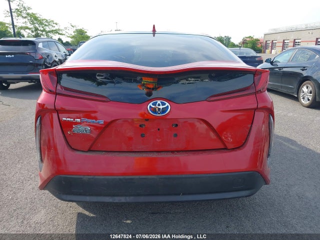Toyota Prius Prime Upgrade 2022 JTDKAMFP4N3216747 Image 17