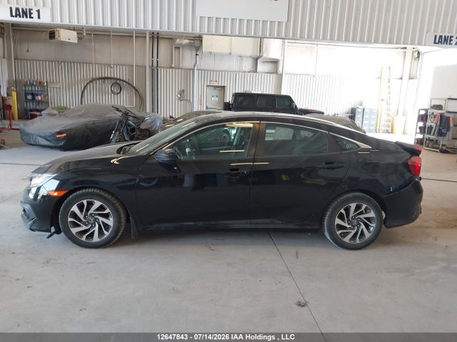 Honda Civic 2018 2HGFC2F8XJH037534 Image 15