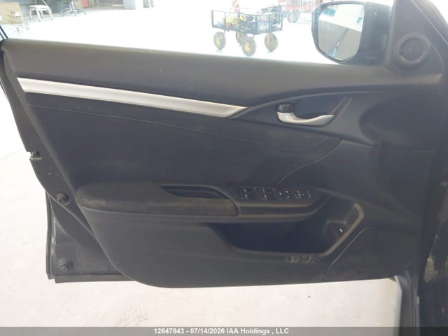 Honda Civic 2018 2HGFC2F8XJH037534 Image 21