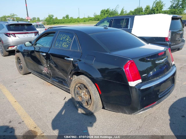 2C3CCASG2GH111650 Chrysler 300c Platinum