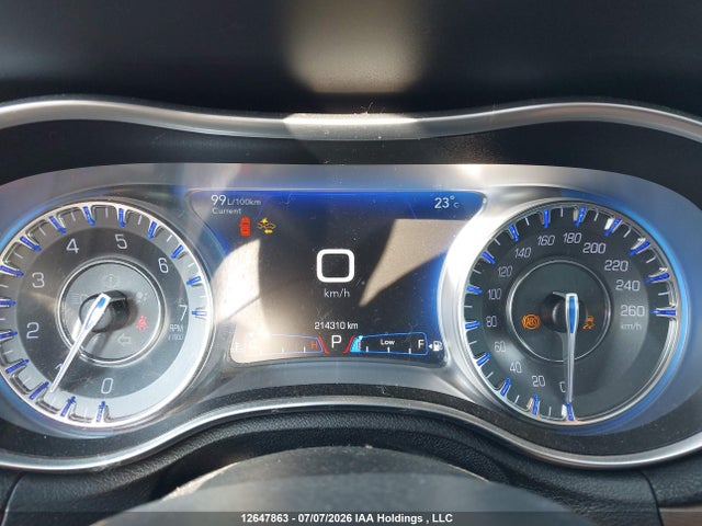 2C3CCASG2GH111650 Chrysler 300c Platinum