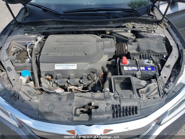 2017 Honda Accord Touring V6 მანქანა იყიდება აუქციონზე, vin: 1HGCR3F97HA802028, აუქციონის ნომერი: 12647867