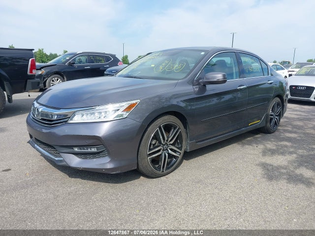 2017 Honda Accord Touring V6 მანქანა იყიდება აუქციონზე, vin: 1HGCR3F97HA802028, აუქციონის ნომერი: 12647867