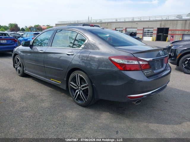 2017 Honda Accord Touring V6 მანქანა იყიდება აუქციონზე, vin: 1HGCR3F97HA802028, აუქციონის ნომერი: 12647867