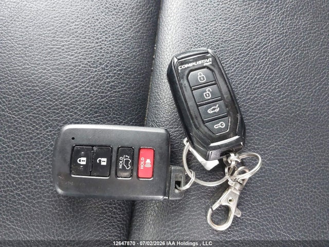 Продажа на аукционе авто 2013 Toyota Rav4 Limited, vin: 2T3DFREV1DW054482, номер лота: 12647870