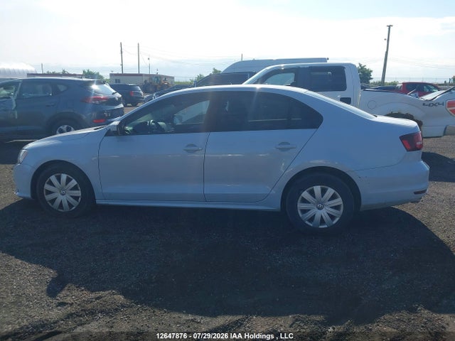 3VW2B7AJ1HM291861 Volkswagen Jetta 1.4 Tsi Trendline+