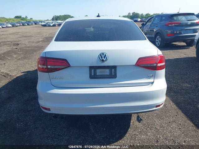 3VW2B7AJ1HM291861 Volkswagen Jetta 1.4 Tsi Trendline+