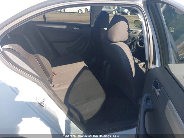 3VW2B7AJ1HM291861 Volkswagen Jetta 1.4 Tsi Trendline+