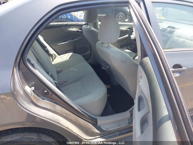 2013 Toyota Corolla Ce მანქანა იყიდება აუქციონზე, vin: 2T1BU4EE6DC047697, აუქციონის ნომერი: 12647882