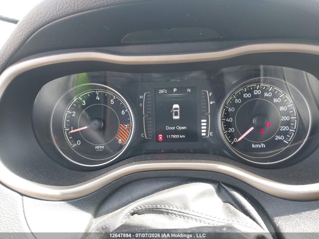 2014 Jeep Cherokee Latitude მანქანა იყიდება აუქციონზე, vin: 1C4PJLCS0EW275074, აუქციონის ნომერი: 12647894