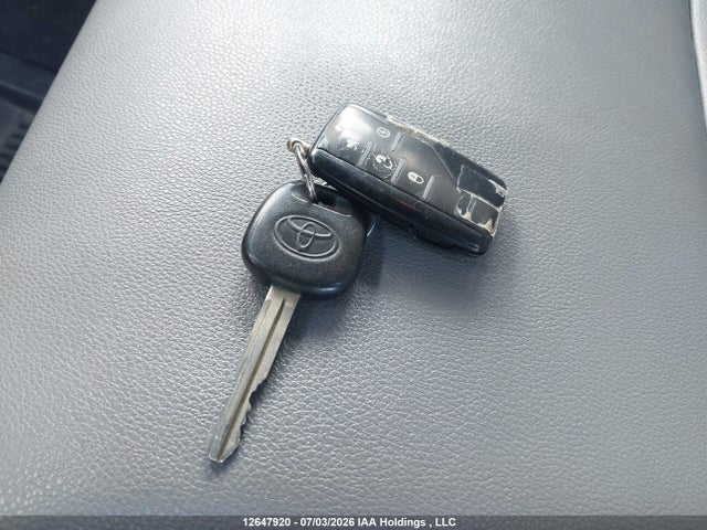 12647920 :رقم المزاد ، 5TFMU4FN1FX028776 vin ، 2015 Toyota Tacoma V6 مزاد بيع