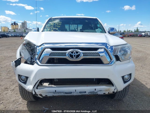 12647920 :رقم المزاد ، 5TFMU4FN1FX028776 vin ، 2015 Toyota Tacoma V6 مزاد بيع