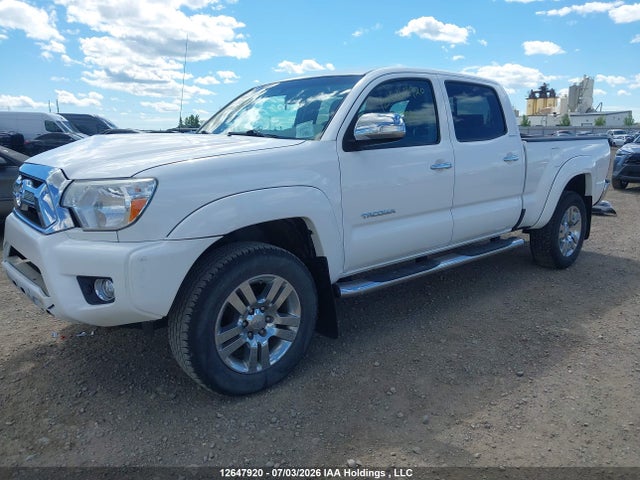 12647920 :رقم المزاد ، 5TFMU4FN1FX028776 vin ، 2015 Toyota Tacoma V6 مزاد بيع