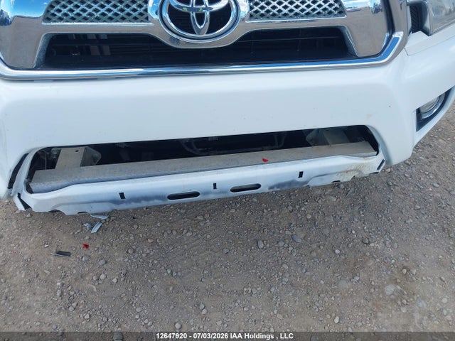 12647920 :رقم المزاد ، 5TFMU4FN1FX028776 vin ، 2015 Toyota Tacoma V6 مزاد بيع