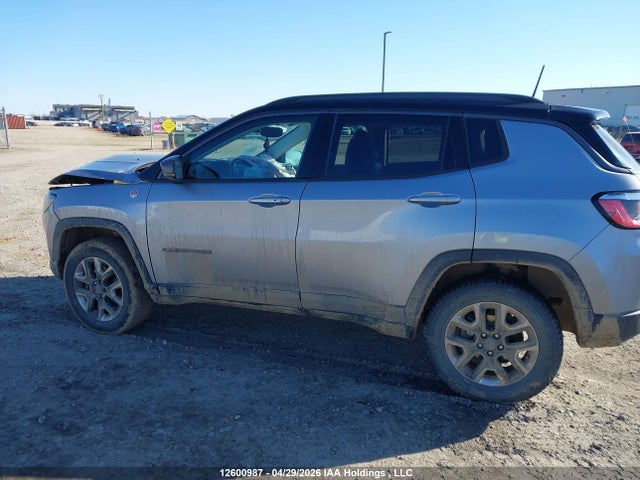 12600987 :رقم المزاد ، 3C4NJDDB3JT130610 vin ، 2018 Jeep Compass Trailhawk مزاد بيع
