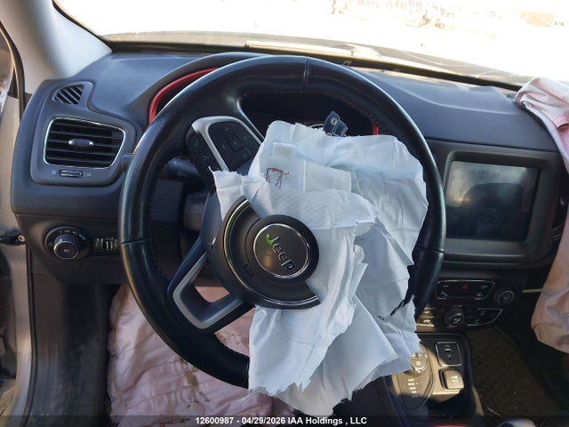 12600987 :رقم المزاد ، 3C4NJDDB3JT130610 vin ، 2018 Jeep Compass Trailhawk مزاد بيع