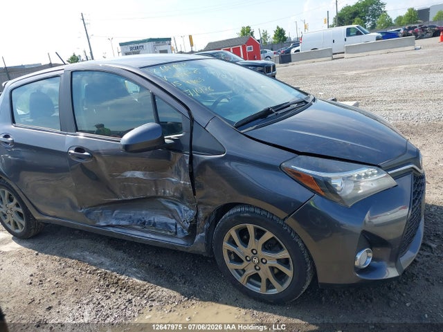 VNKKTUD34FA039745 Toyota Yaris Se