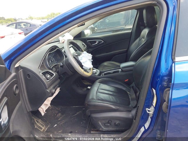 Chrysler 200 C 2016 1C3CCCCG1GN187068 Image 18