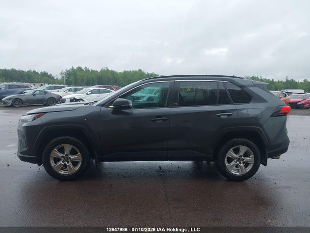 Toyota RAV4 LE 2019 2T3B1RFV0KC028975 Image 13