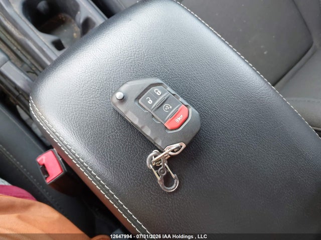 Auction sale of the 2019 Jeep Wrangler Unlimited Sahara, vin: 1C4HJXEGXKW548800, lot number: 12647994