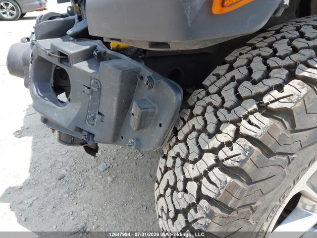 Auction sale of the 2019 Jeep Wrangler Unlimited Sahara, vin: 1C4HJXEGXKW548800, lot number: 12647994