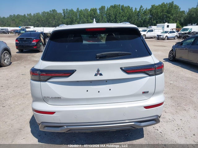 JA4J4VA88SZ617892 Mitsubishi Outlander Le S-awc/se S-awc/sel S-awc