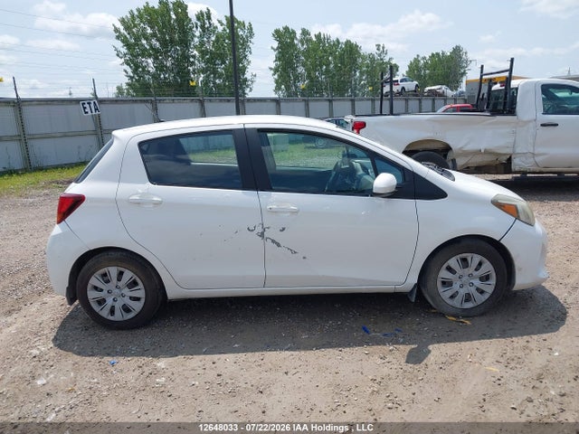 2017 Toyota Yaris L/le/se მანქანა იყიდება აუქციონზე, vin: VNKKTUD37HA081734, აუქციონის ნომერი: 12648033