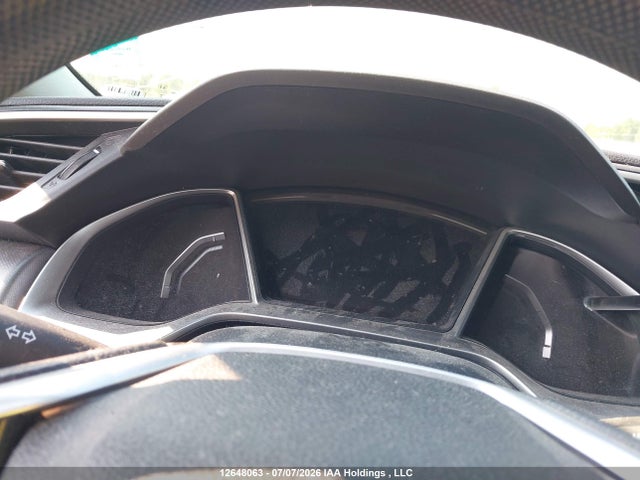 Honda CIVIC EX 2018 2HGFC2F85JH006918 Image 16