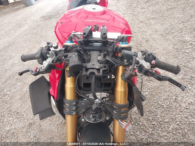 Aukcja sprzedaży 2021 Ducati Streetfighter V4/v4s, vin: ZDMFAKNW5MB006388, numer aukcji: 12648071