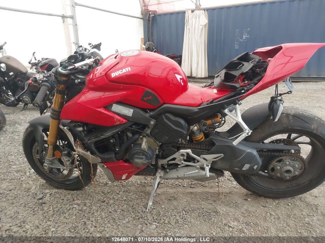 Aukcja sprzedaży 2021 Ducati Streetfighter V4/v4s, vin: ZDMFAKNW5MB006388, numer aukcji: 12648071