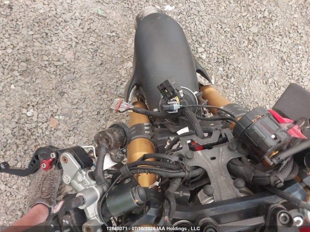 ZDMFAKNW5MB006388 Ducati Streetfighter V4/v4s