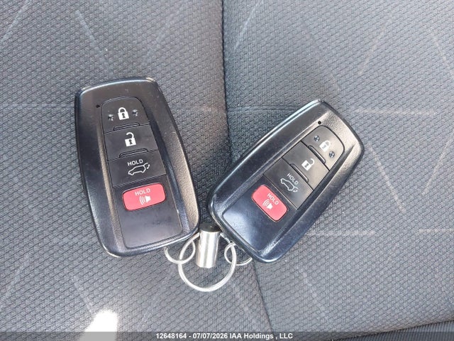 12648164 :رقم المزاد ، 2T3R1RFV8MW191633 vin ، 2021 Toyota Rav4 Xle مزاد بيع