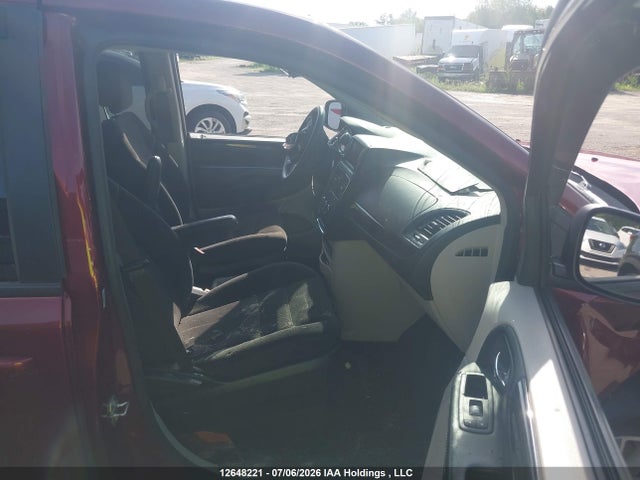 2C4RDGBG3JR155955 Dodge Grand Caravan Se