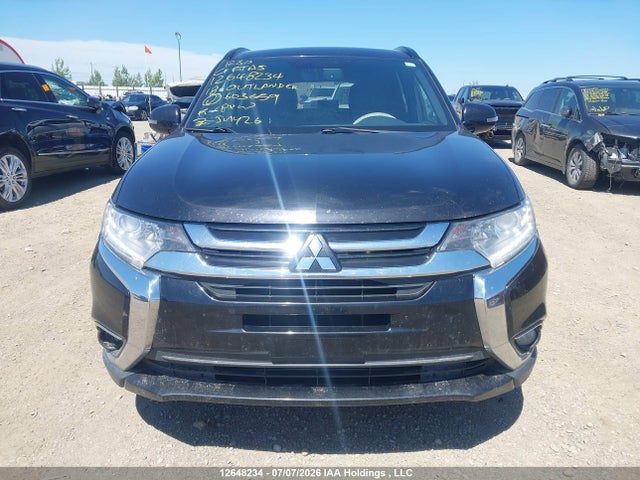 JA4JZ3AX4JZ603659 Mitsubishi Outlander Se/sel