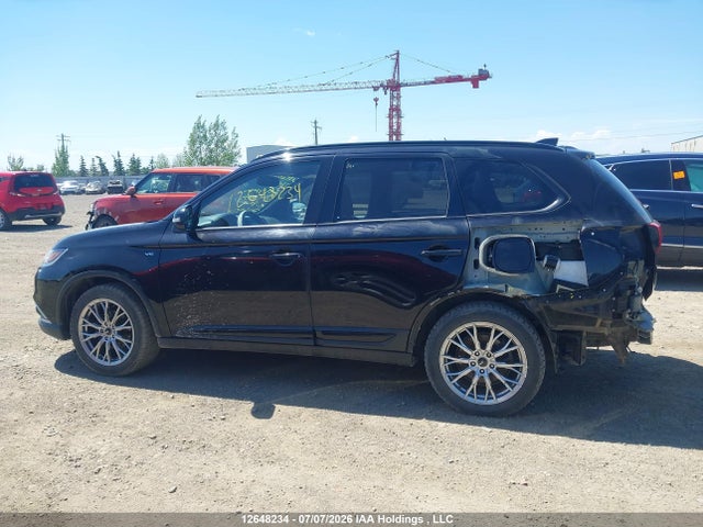 JA4JZ3AX4JZ603659 Mitsubishi Outlander Se/sel