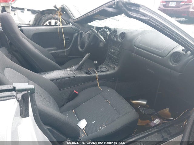 1999 Mazda Mx5 Miata მანქანა იყიდება აუქციონზე, vin: JM1NB3537X0121588, აუქციონის ნომერი: 12648247