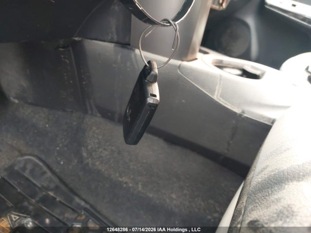 2T3JFREVXHW692805 Toyota RAV4